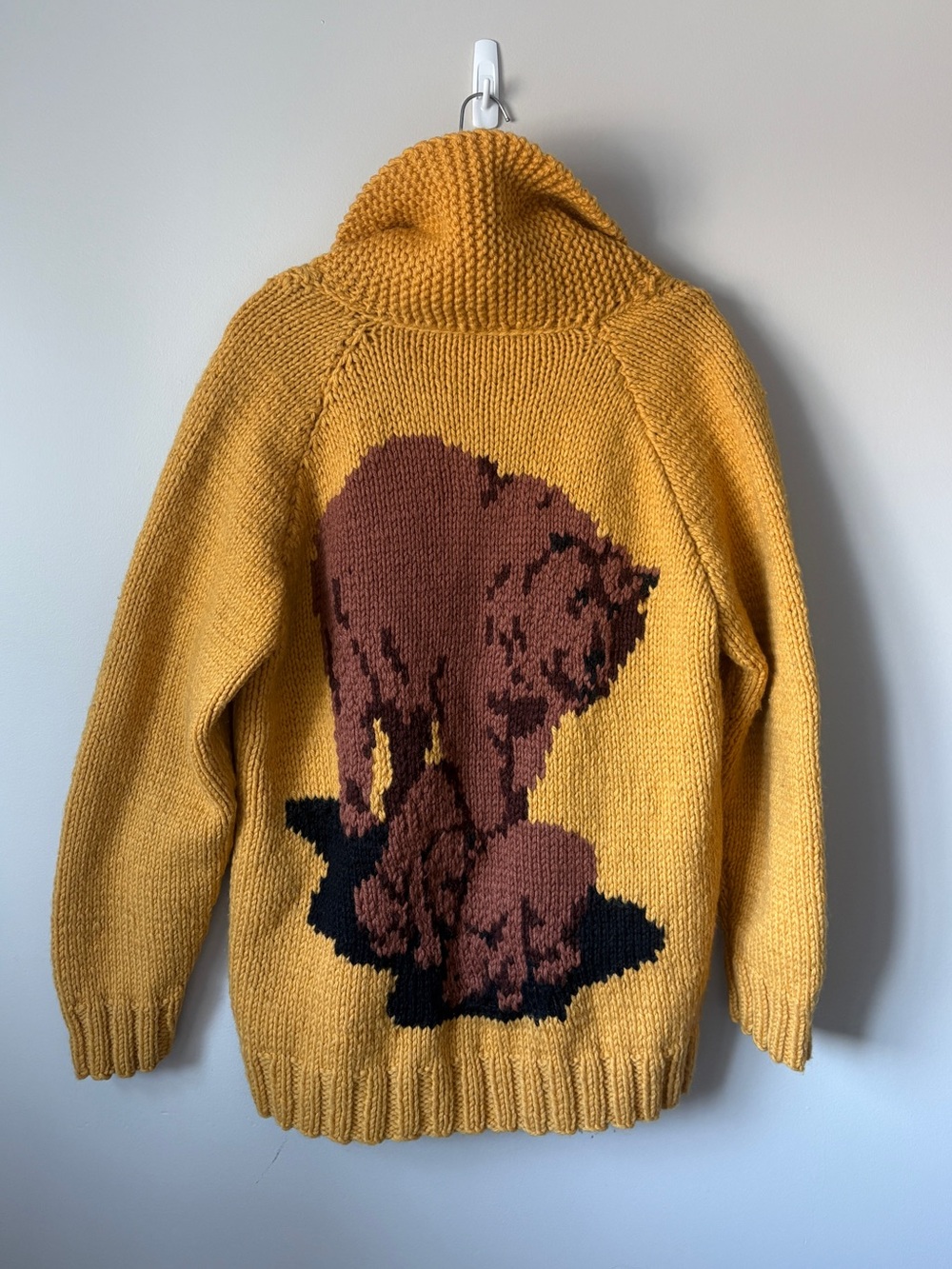 Vintage Handmade Cowichan-Style Wool Grizzly Bear Zip-Up Cardigan Sweater - Picture 2 of 2